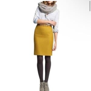 ✏️Wool J. CREW Factory Pencil Skirt. Size 2✏️